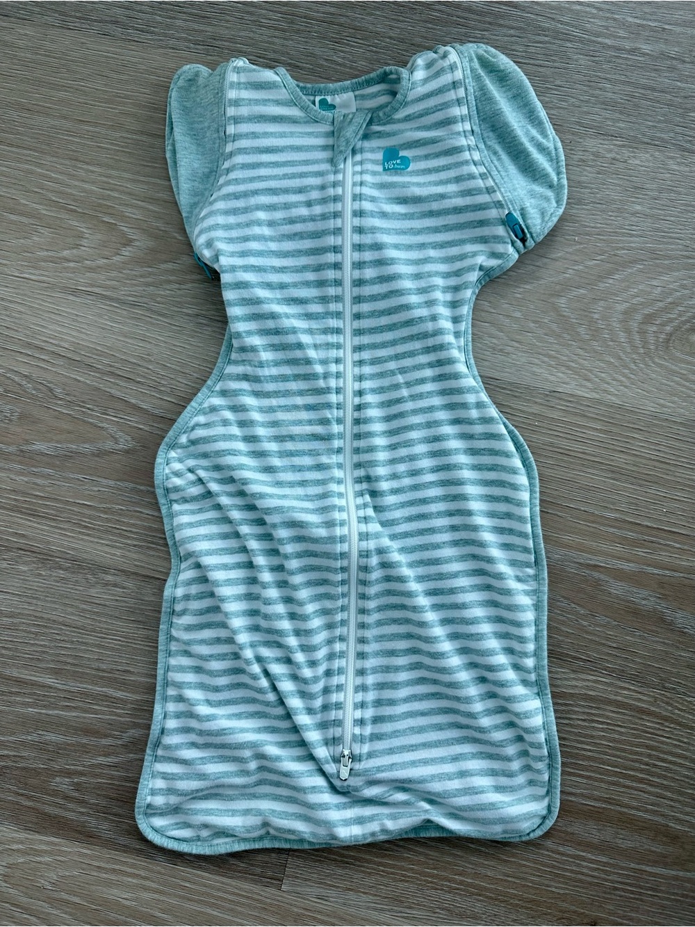 Love to Dream Medium Swaddle